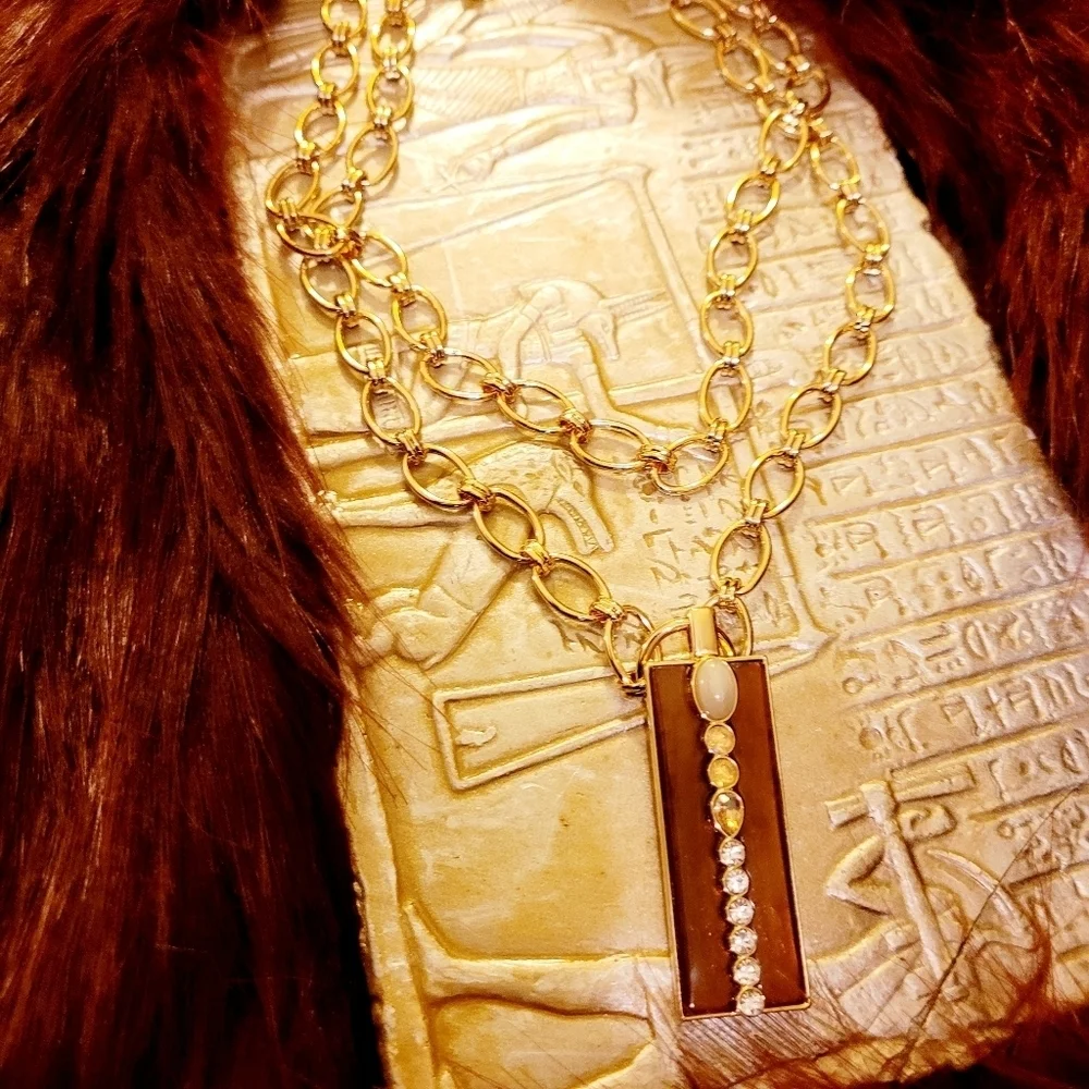 NWT WHBM Faceted Stone Pendant Link Gold Necklace